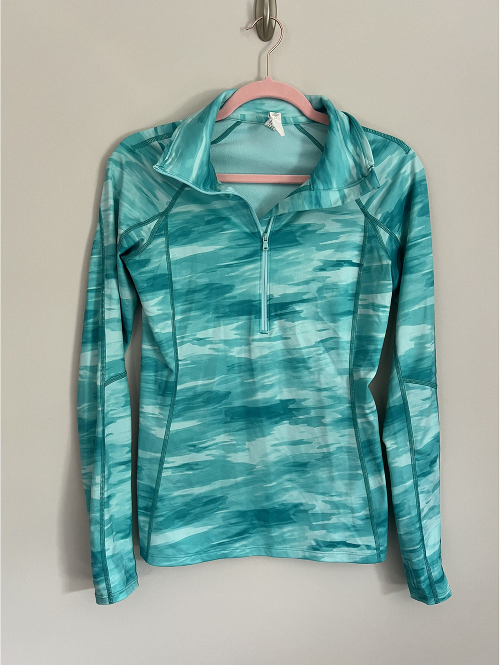 Under Armour Women’s Turquoise Tie Dye Long Sleeve Quarterzip